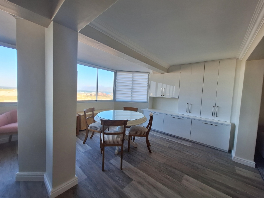 To Let 2 Bedroom Property for Rent in Muizenberg Western Cape
